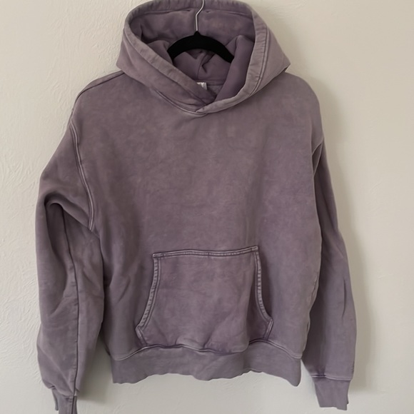 Aritzia sweatsuit in storm purple - Picture 2 of 5